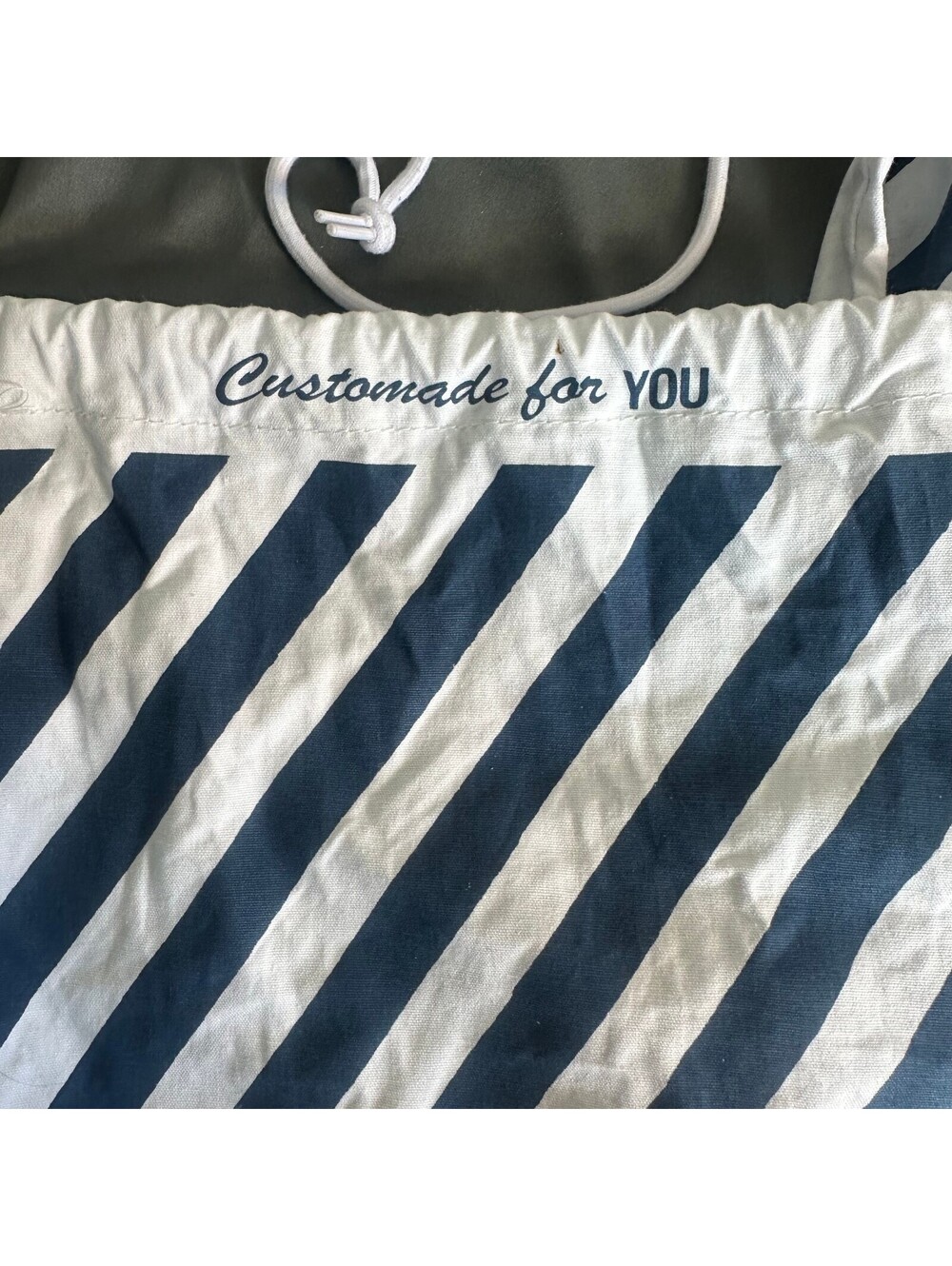 2 Vans Customs Drawstring Bag - Picture 10 of 11